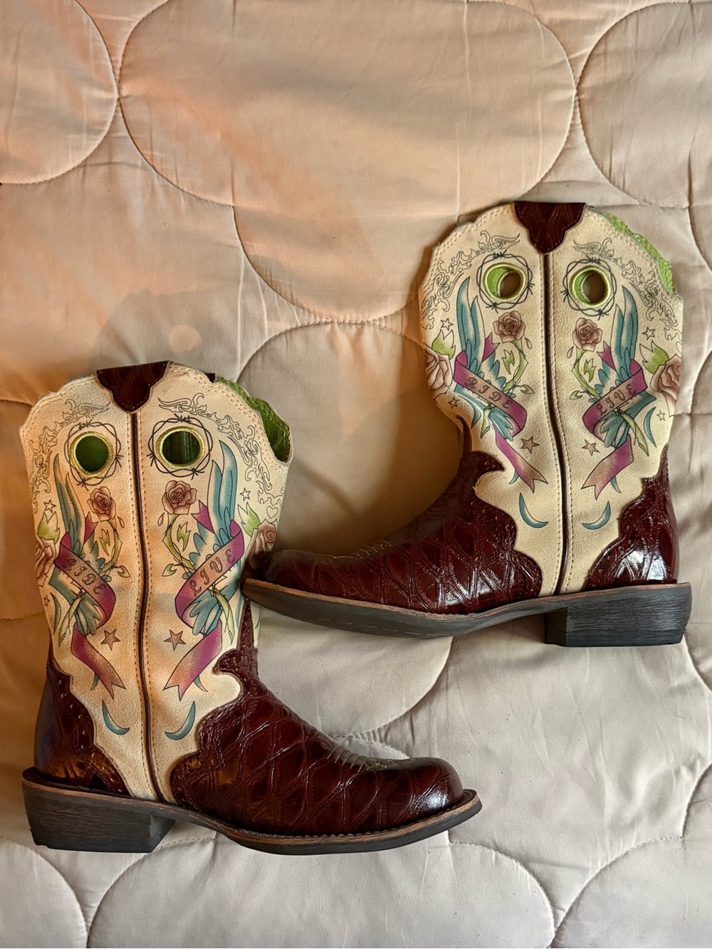 Ariat Brown and Cream Women's Heeled Cowboy Boots - Picture 2 of 12